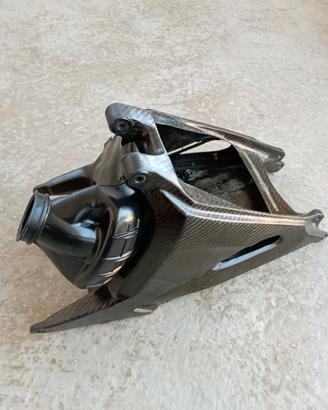 telaietto cassa filtro yzf crm carbonio