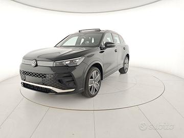 Volkswagen Tiguan 2.0 tdi R-Line Plus 4motion 193c