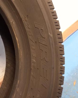 2 gomme Pirelli  scorpions  invernali 