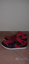 Jordan 1 Mid