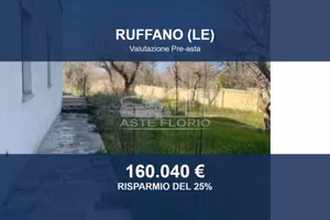 Immobile in asta di 346 m² a Taurisano