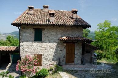 Casetta isolata, in campagna