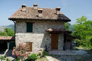 Casetta isolata, in campagna