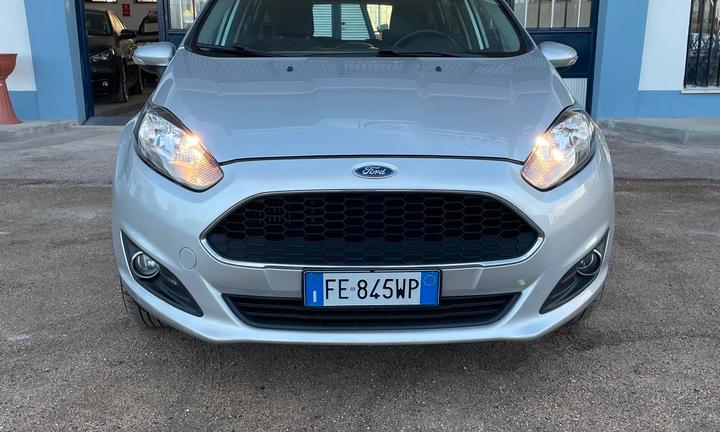 Ford Fiesta 1.5 TDCi 75CV 5 porte Titanium