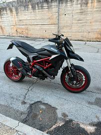 Ducati hypermotard 821