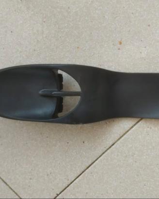 240788 PLASTICA PULSANTIERA ALZACRISTALLI ANT DEST