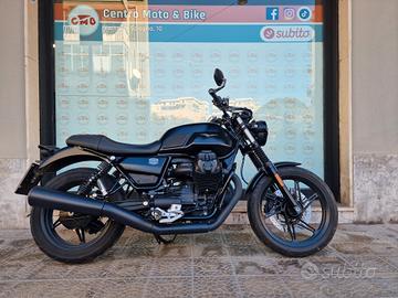 MOTO GUZZI V7 STONE 850 2022