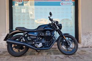 MOTO GUZZI V7 STONE 850 2022