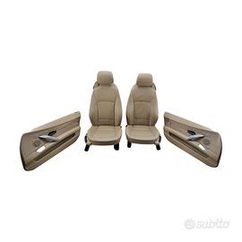 Tappezzeria in pelle beige BMW Z4 E85 del 2003
