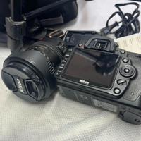 NIKON D90 con Ottica 18/200 VR DX - ED e altro.