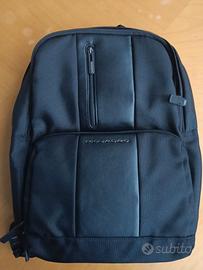 Zaino Piquadro 🔝 in tessuto tecnico nero, con det