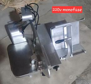 Affettatrice per macelleria