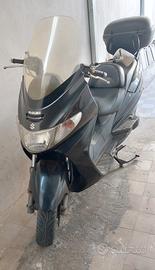 Suzuki Burgman 400 (AN400) - Anno 2000 - Economico