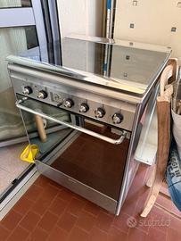 Cucina SMEG a gas acciaio inox