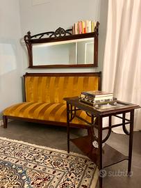 Antico Salotto Liberty,divano, specchiera tavolino