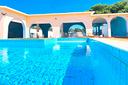 confortevole-villa-piscina-tennis-spiaggia