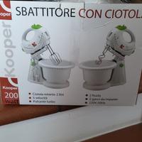 frullatore/sbattitore elettrico da cucina