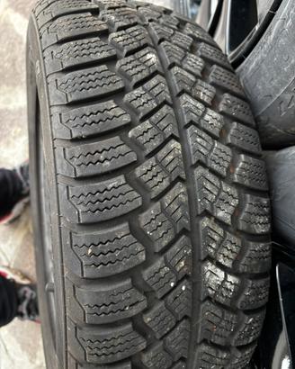 Gomme panda 185/60R14