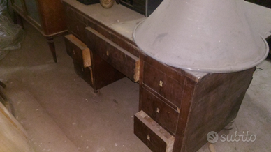 Scrivania tavolo credenza in legno antico
