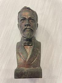 Busto in bronzo antico firmato , oggetto raro