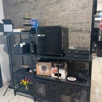 Arredo saloni parrucchiere (disponibile da agosto)