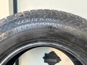 Continental VanContact Camper 225 75 16 Gomme 2022