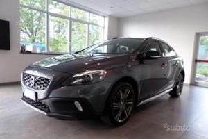 Volvo v40 cross country