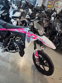 Fantic MOTARD XM 50 E5 + NEW PINK