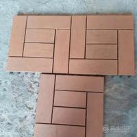 26 piastrelle in WPC per giardino 