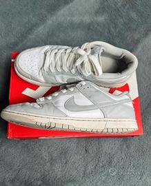 Nike Dunk Low Grigie e Bianche 42 Nuove