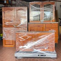 Cucina in pino tinto noce