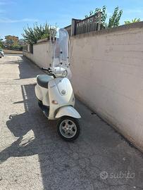 Vespa 50 et2