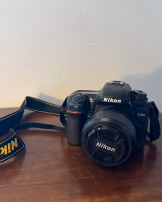 Nikon d7500