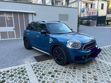 Mini countryman F60 hybrida All 4 plug in