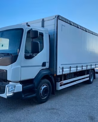 Autocarro Volvo FL 210 16ton con Centina