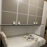 letto singolo,cucina+ tavolo