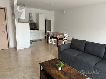 Legnaro -stanza singola disponibile per studentess