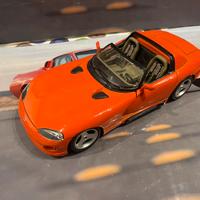 Modellino Dodge viper rt10 scala 1/18  burago