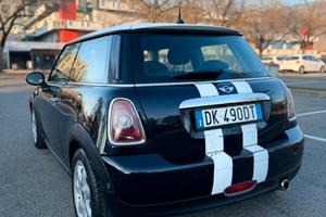 MINI COOPER 1.6 DIESEL OK NEOPATENTATI