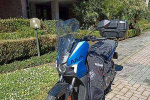 Seat mó escooter 125 giugno2023 8000km parialnuovo