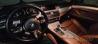 BMW 530d xDrive (FULL OPTIONAL + TETTO PANORAMICO)
