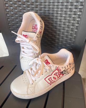 Sneaker