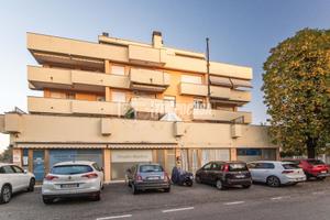 Locale commerciale da personalizzare