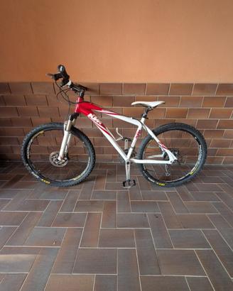 BICI KTM MTB