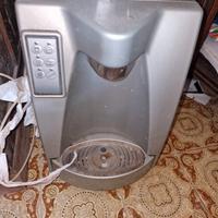 erogatore per l'acqua