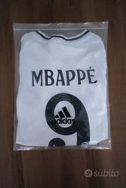 Maglia Mbappé Real Madrid stagione 2024/2025 tagli