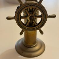 Piccolo timone con bussola