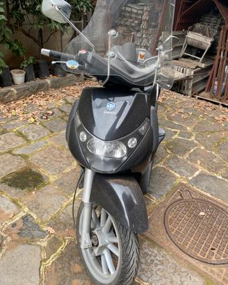 Piaggio beverly 125