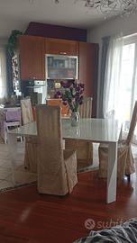 Tavolo moderno elegante bianco
