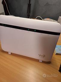 Modem/router Wind3 Hub 2023 ZTE H389X